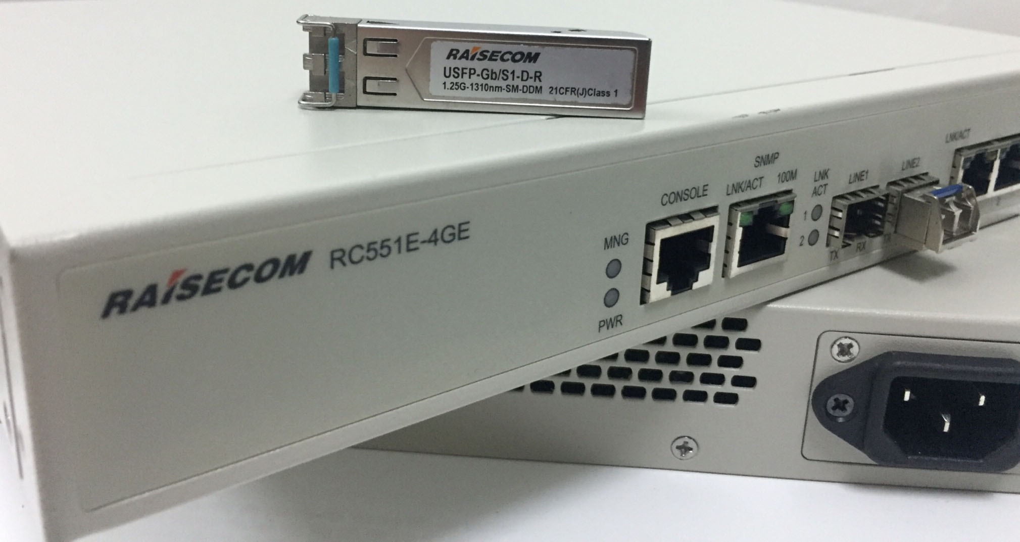 Modem Raisecom RC551E-4GE-AC