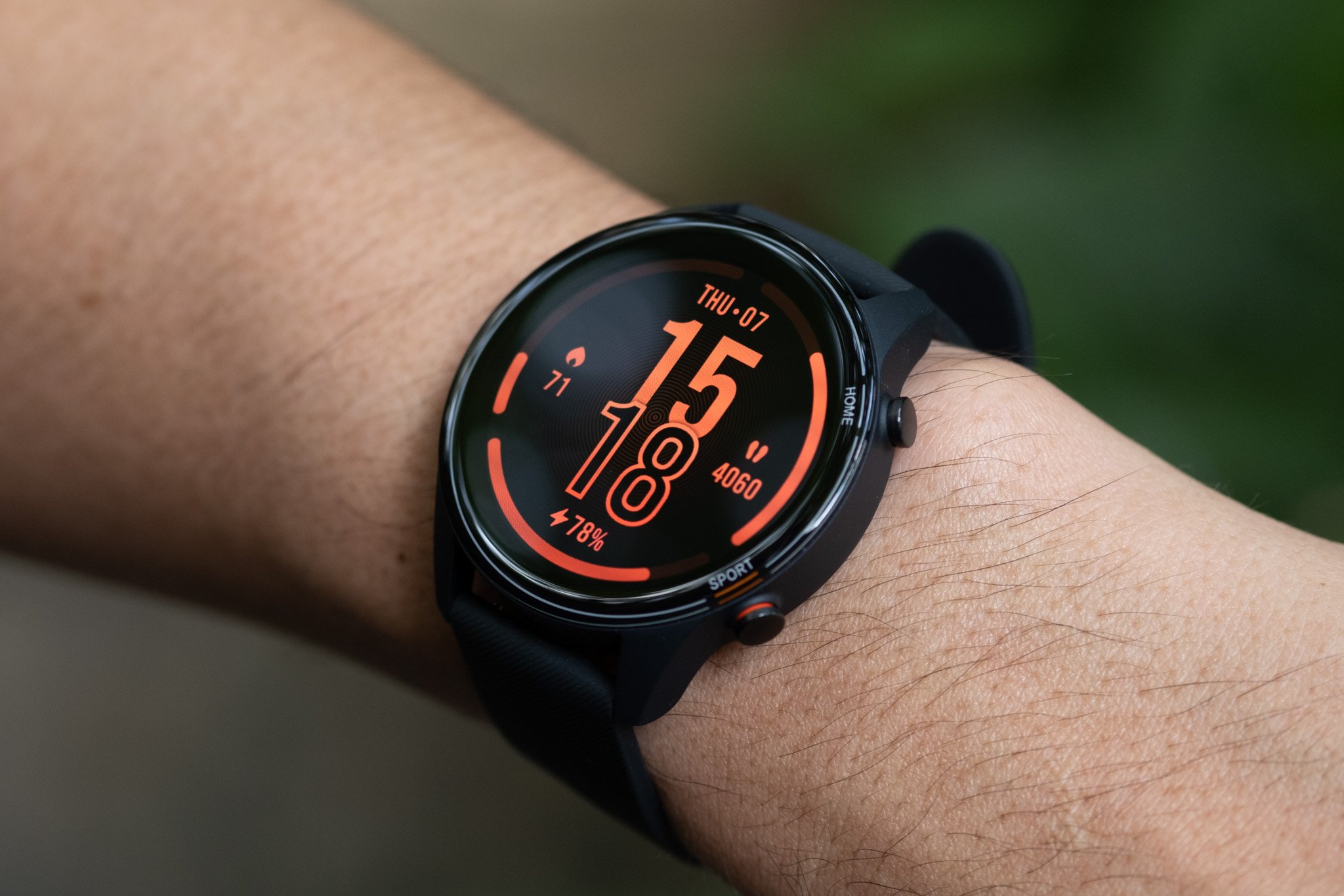 Trên tay Xiaomi Mi Watch: Đồng hồ GPS giá rẻ tích hợp nhiều chế độ tập luyện thể thao